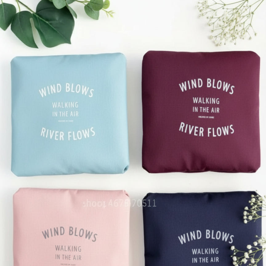 Foldable Travel Duffel Bag — Lightweight, Large-Capacity Carry-On for Women & Girls (Weekend, Sports & Overnight Use)