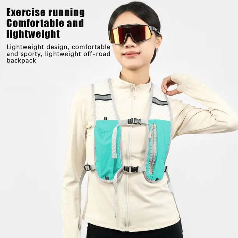 Lightweight Reflective Running Hydration Vest — Breathable Water Chest Pack with Phone Storage Pocket for Outdoor Cycling, Hiking & Fitness Training